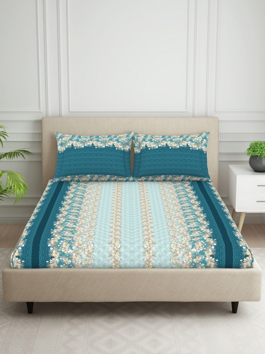 

SPACES Teal & White Floral 132 TC Pure Cotton Queen Bedsheet With 2 Pillow Covers