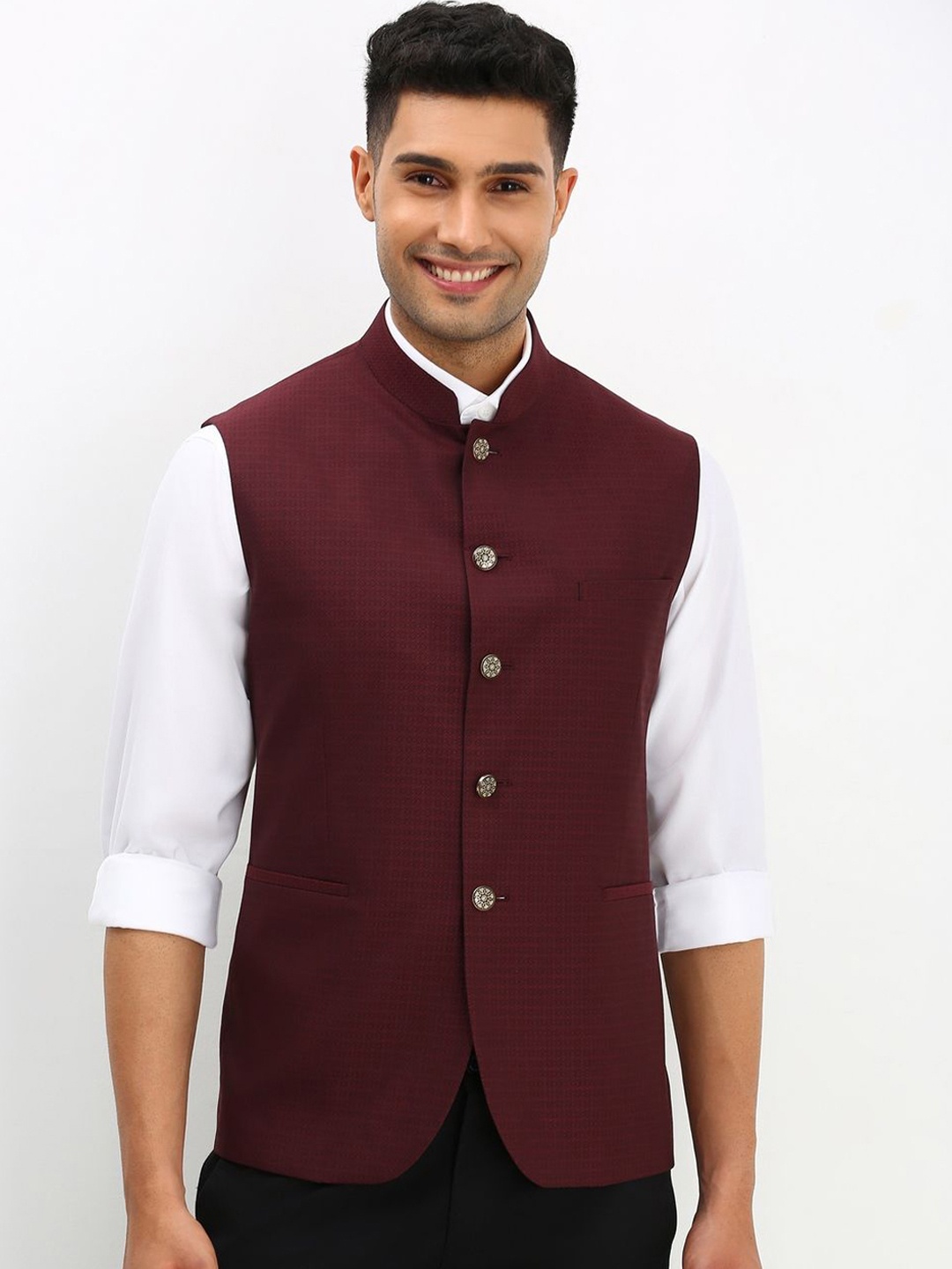 

Allen Solly Men Printed Nehru Jacket, Maroon