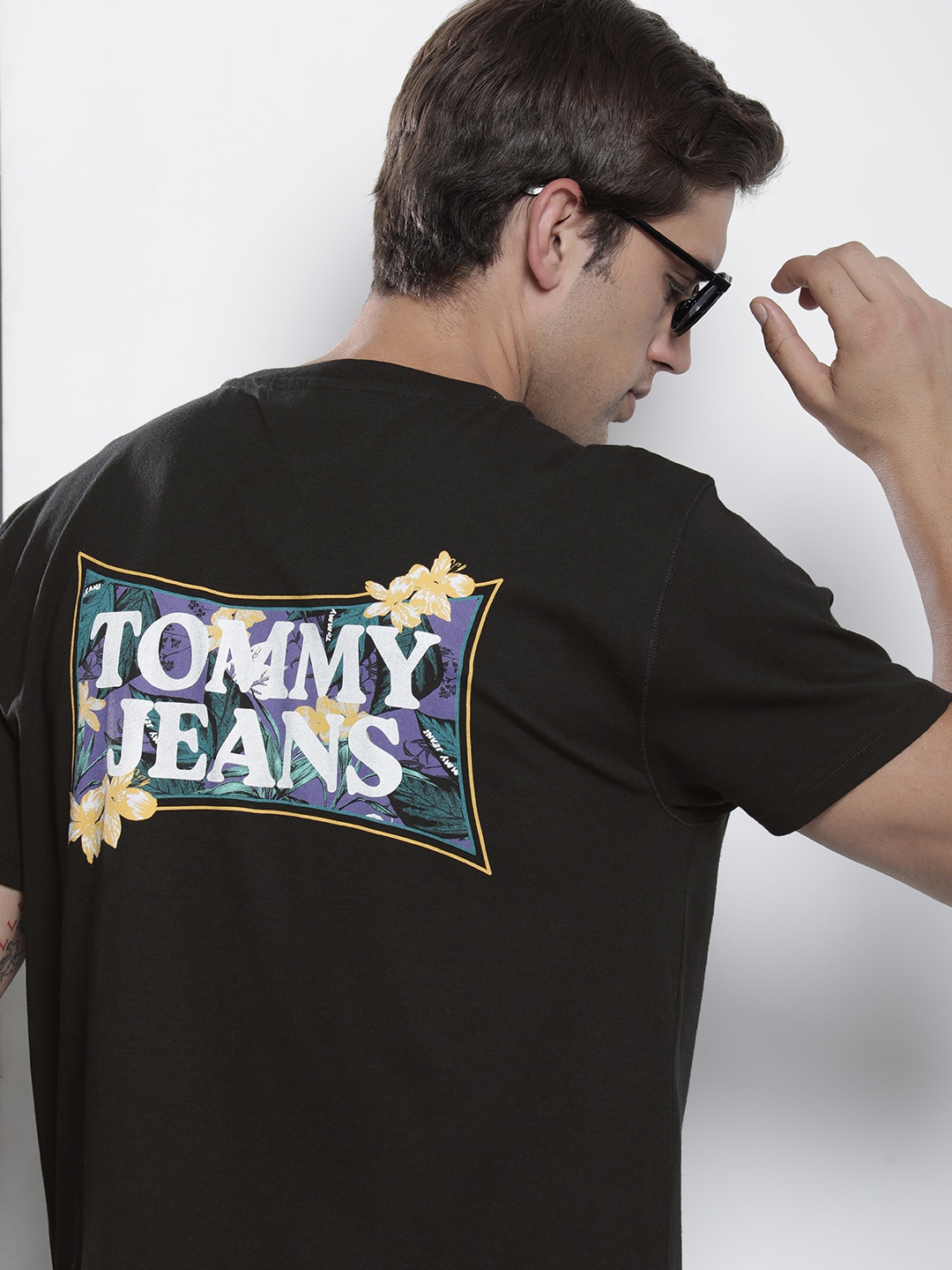 

Tommy Hilfiger Pure Cotton Brand Logo Printed T-shirt, Black