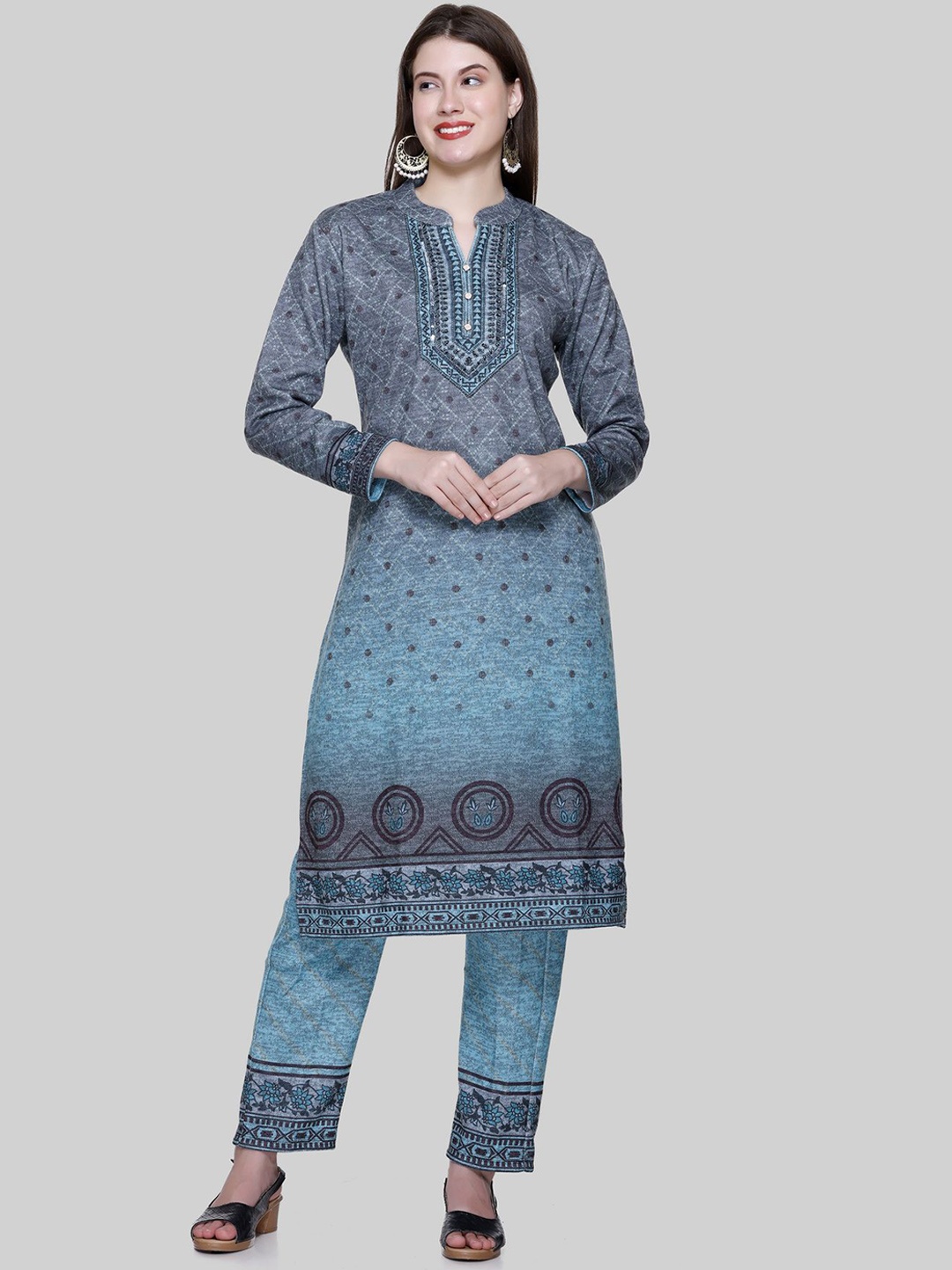 

Pampara Floral Printed Pure Wool Kurta with Trousers & Dupatta, Teal