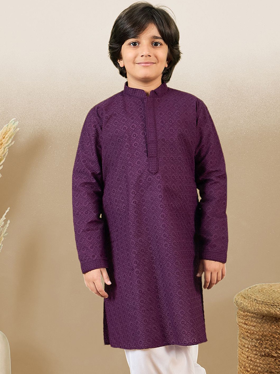 

Here&Now X Sanwara Boys Chikankari Embroidered Sequinned Pure Cotton Straight Kurta, Purple