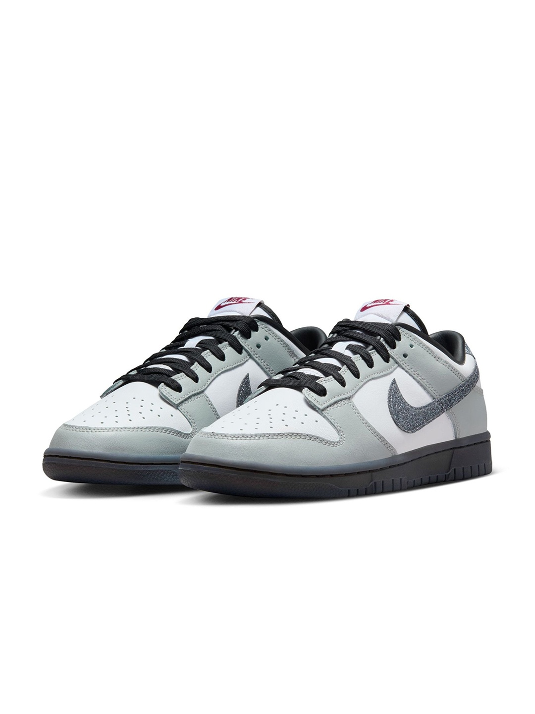 

Nike Dunk Low LX Women Colourblocked Lace-Ups Regular Shoes, White