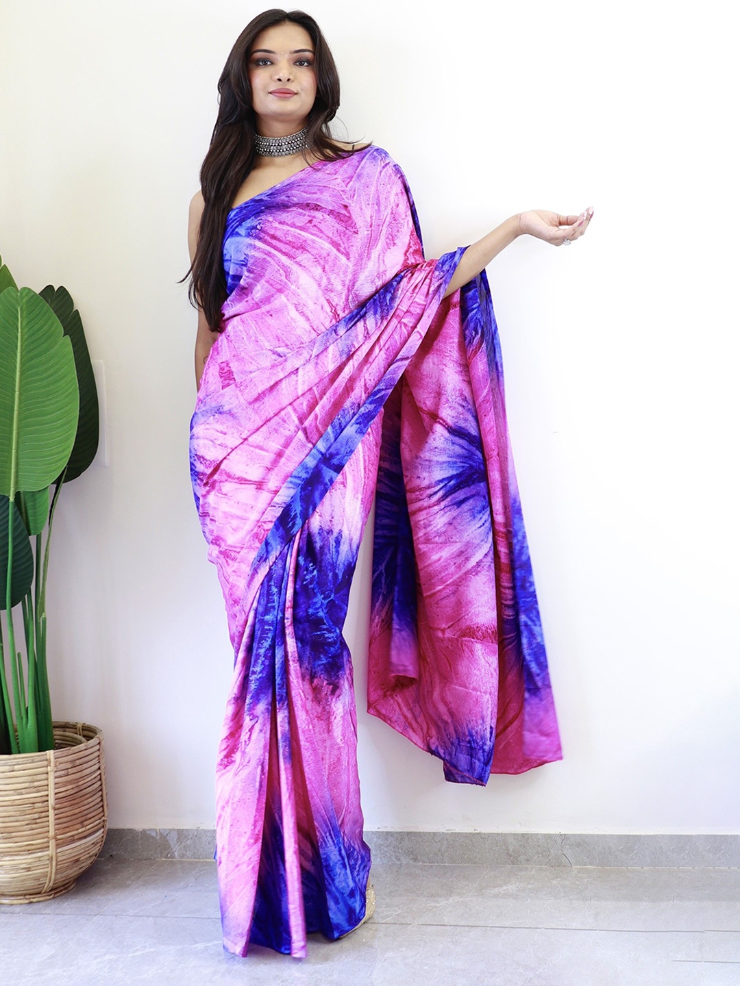 

Mitera Silk Blend Ready to Wear Saree, Pink