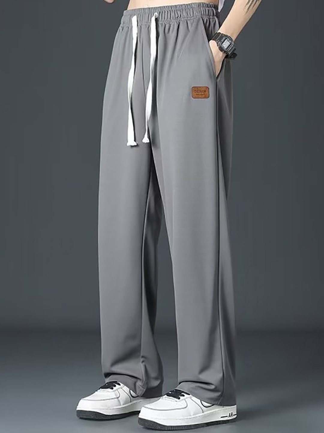 

StyleCast x Revolte Men Loose Fit Flat-Front Wide Leg Trousers, Grey
