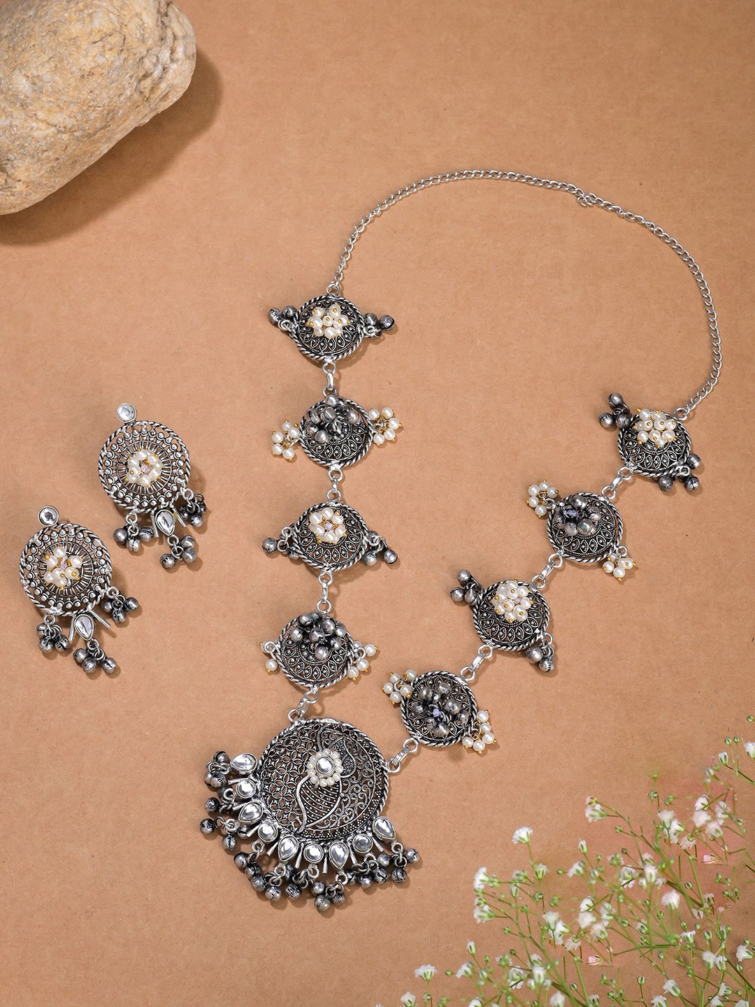 

Designbox Pearl Beaded Jewelelry Set, Silver