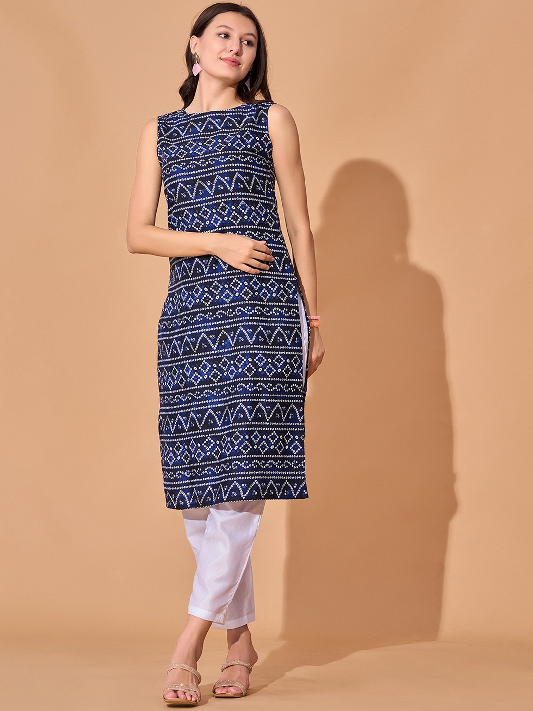 

KALINI Bandhani Printed Boat Neck Sleeveless Straight Kurta, Blue