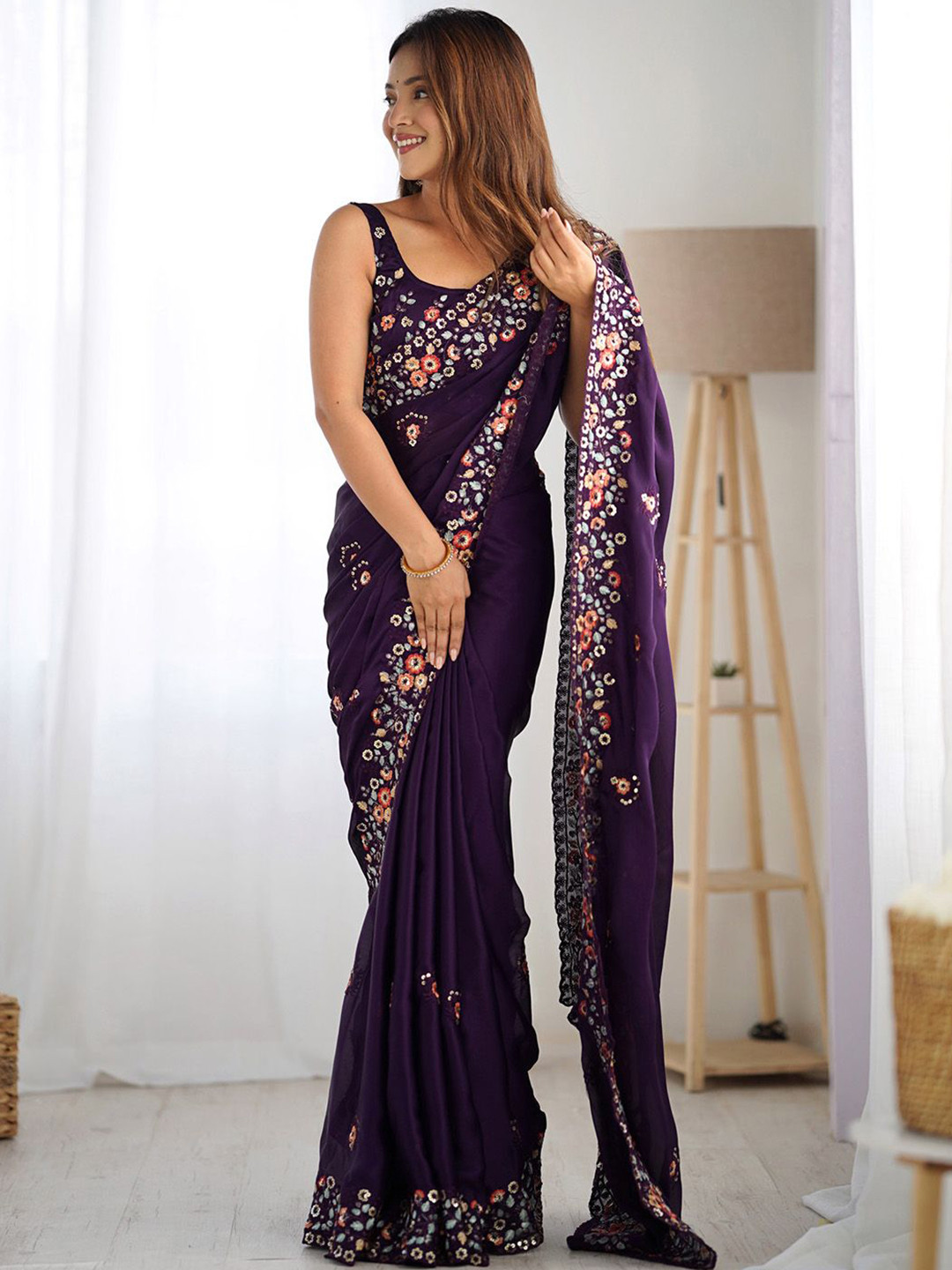 

Sangria Embellished Saree With Blouse Piece, Purple