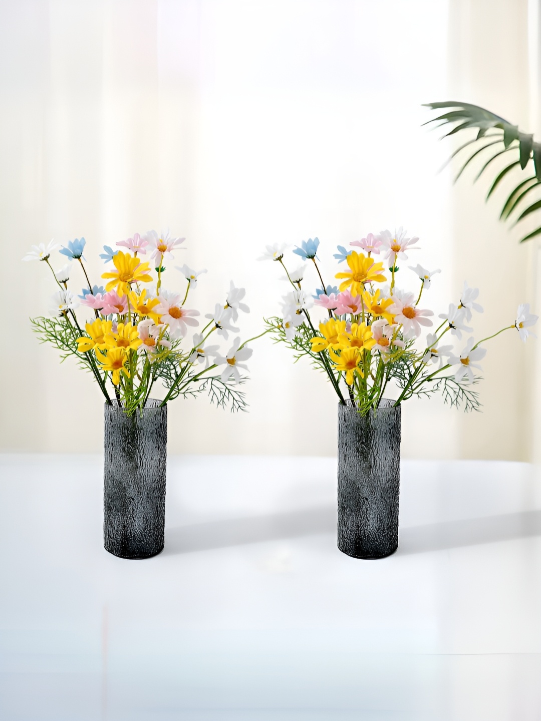 

The Better Home Grey 2 Pieces Glass Flower Vase