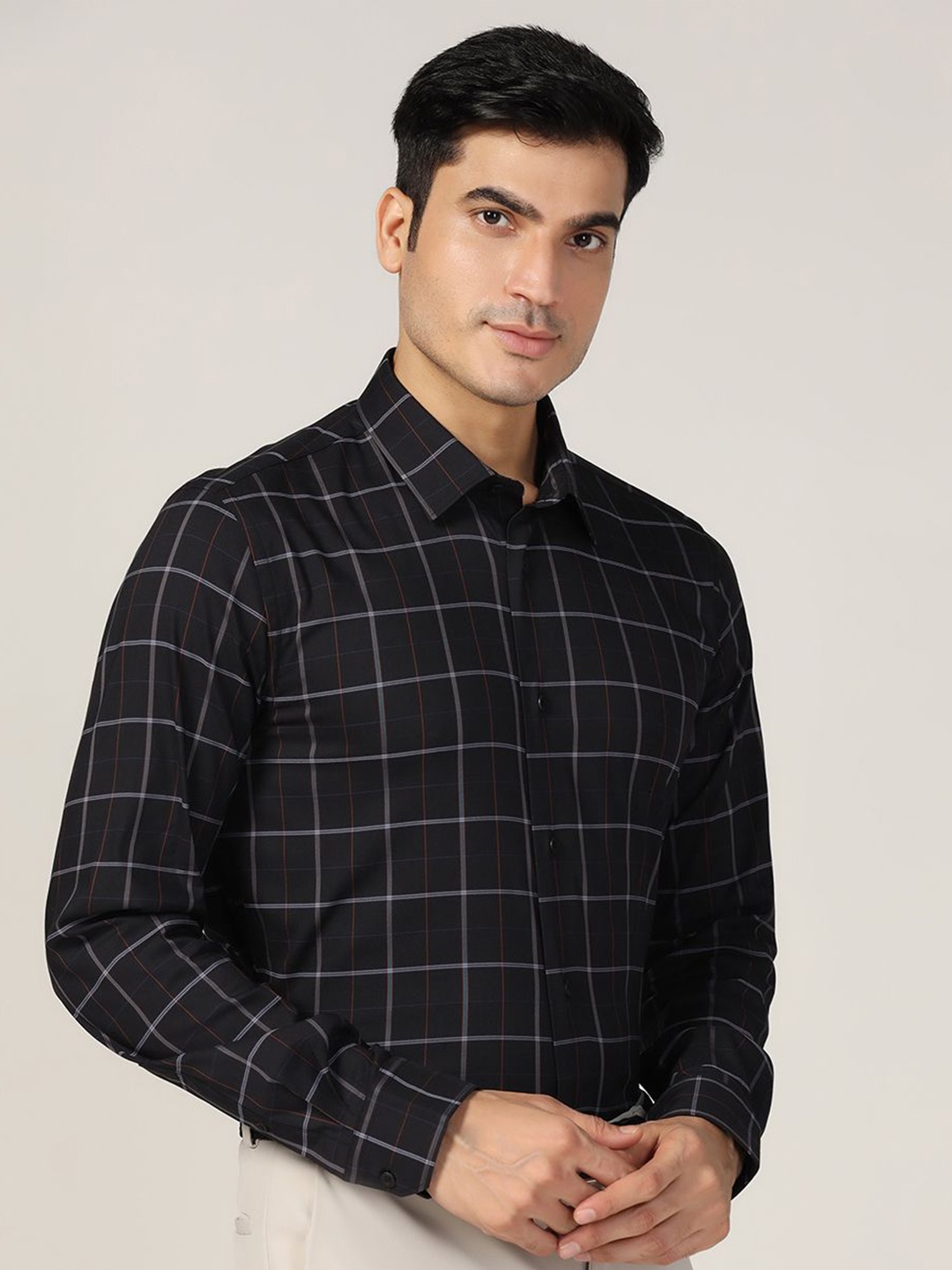 

Blackberrys Men Slim Fit Opaque Checked Casual Shirt, Black