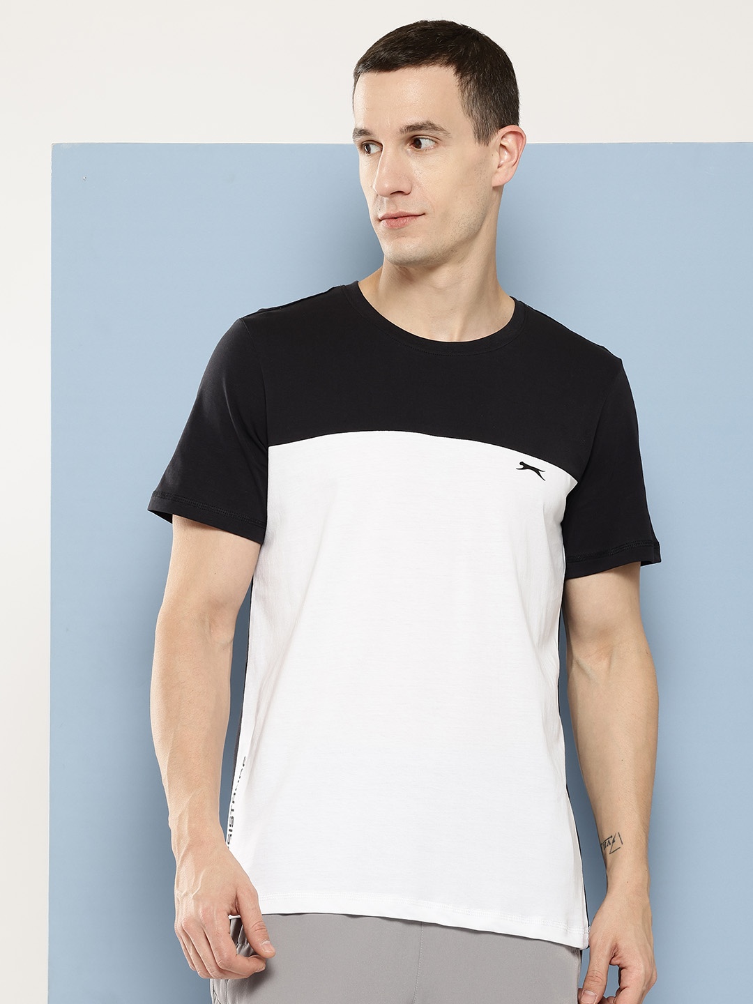 

Slazenger Colourblocked Monochrome Pure Cotton T-shirt, White