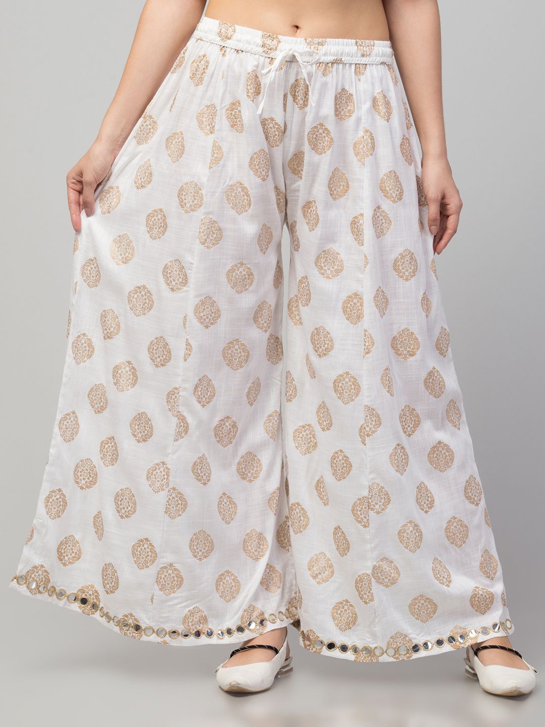 

FAMBEE Women Printed Flared Knitted Palazzos, White