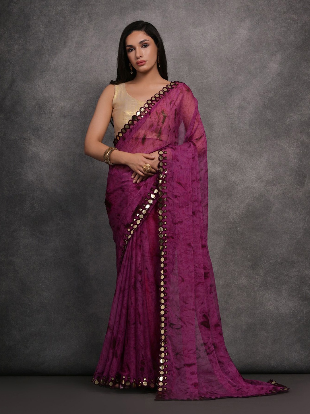 

Mitera Abstract Printed Mirror Work Saree, Purple