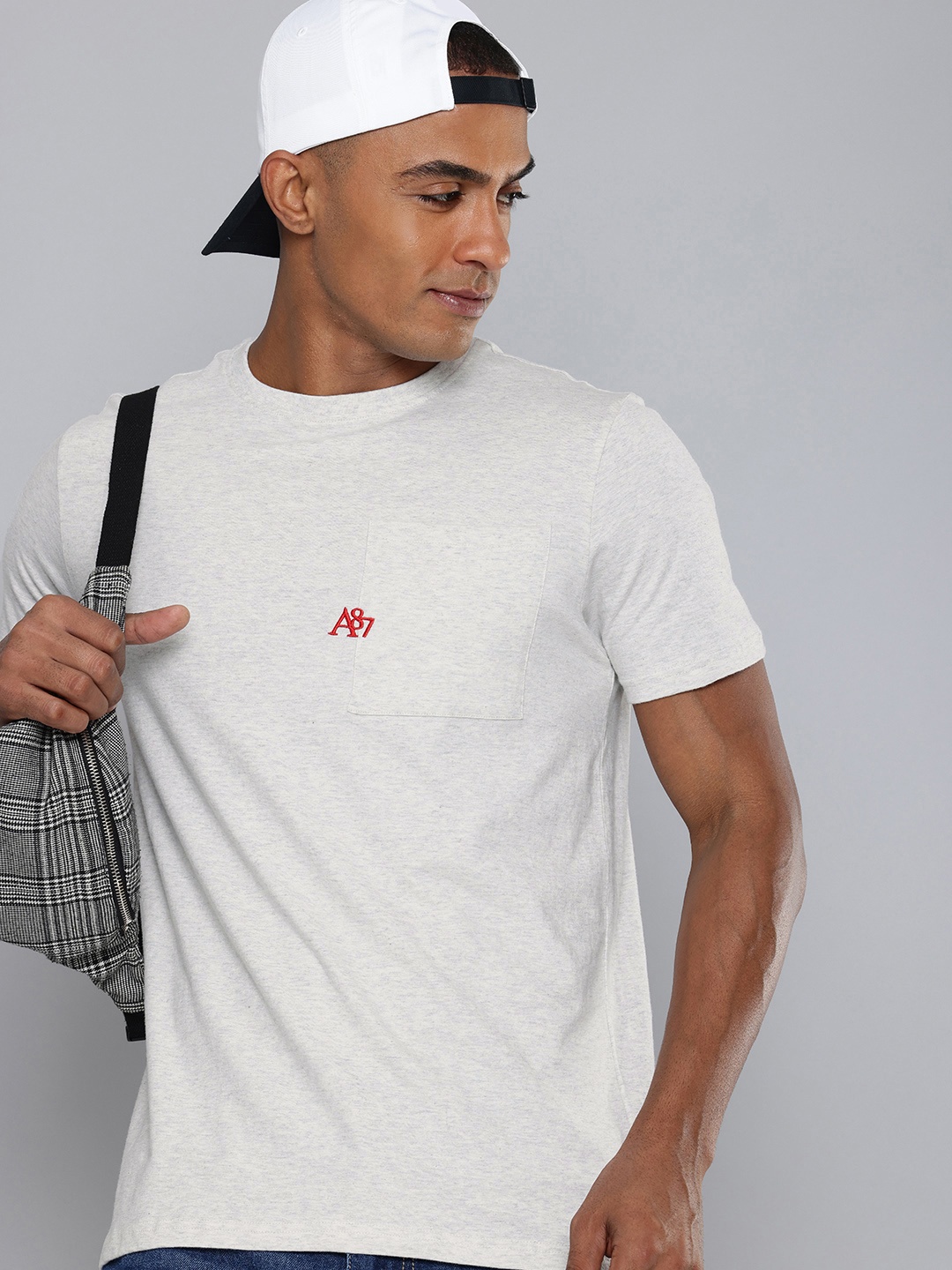 

Aeropostale Pure Cotton With Chest Pocket T-shirt, Off white