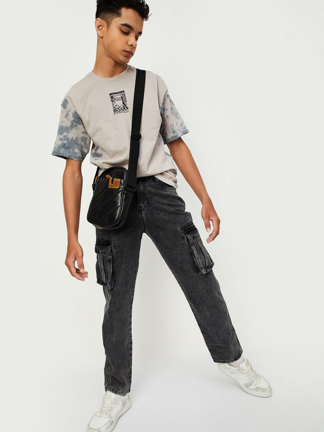 

max Boys Printed Pockets T-shirt, Beige