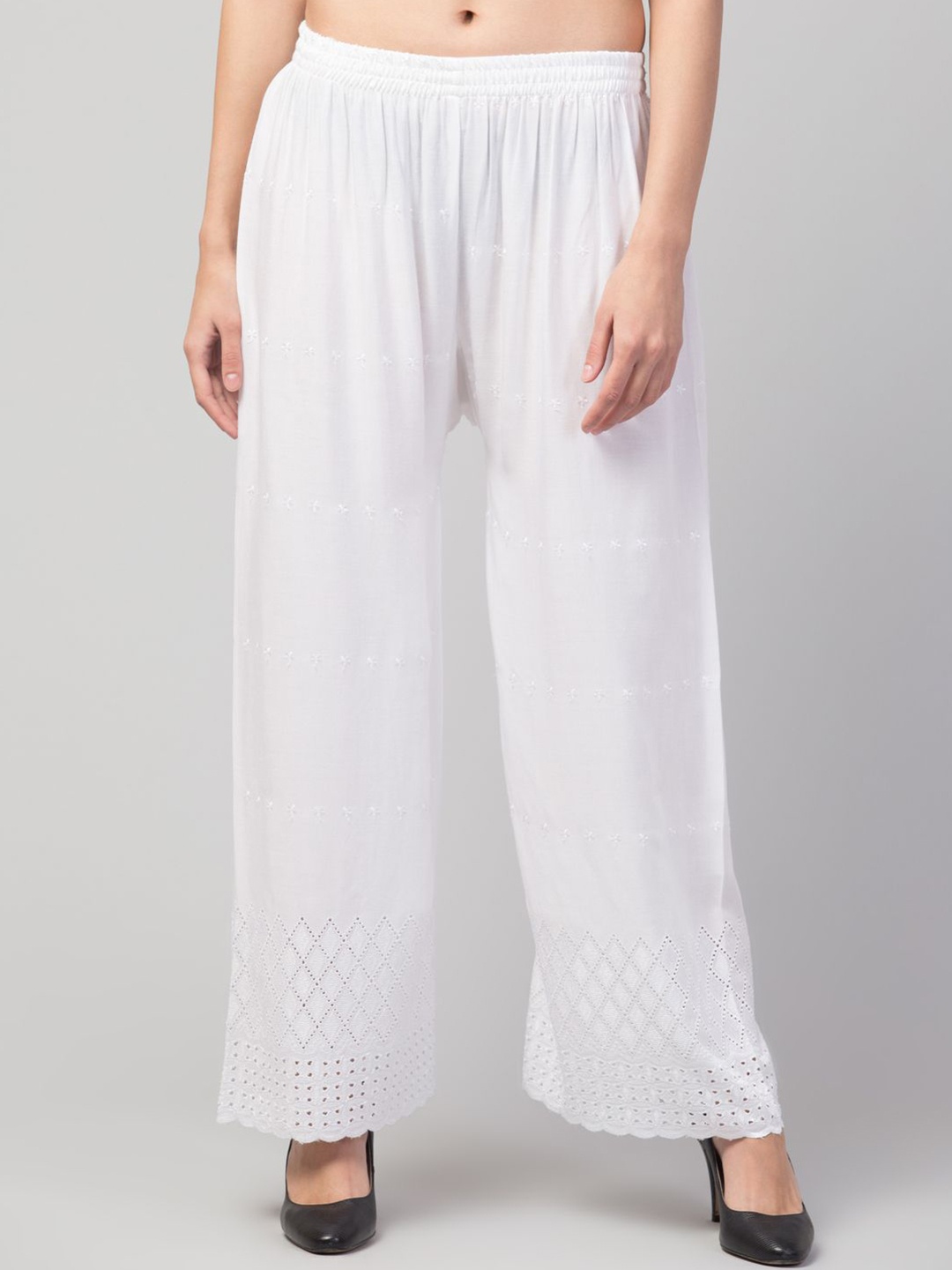

FAMBEE Women Embroidered Knitted Palazzos, White