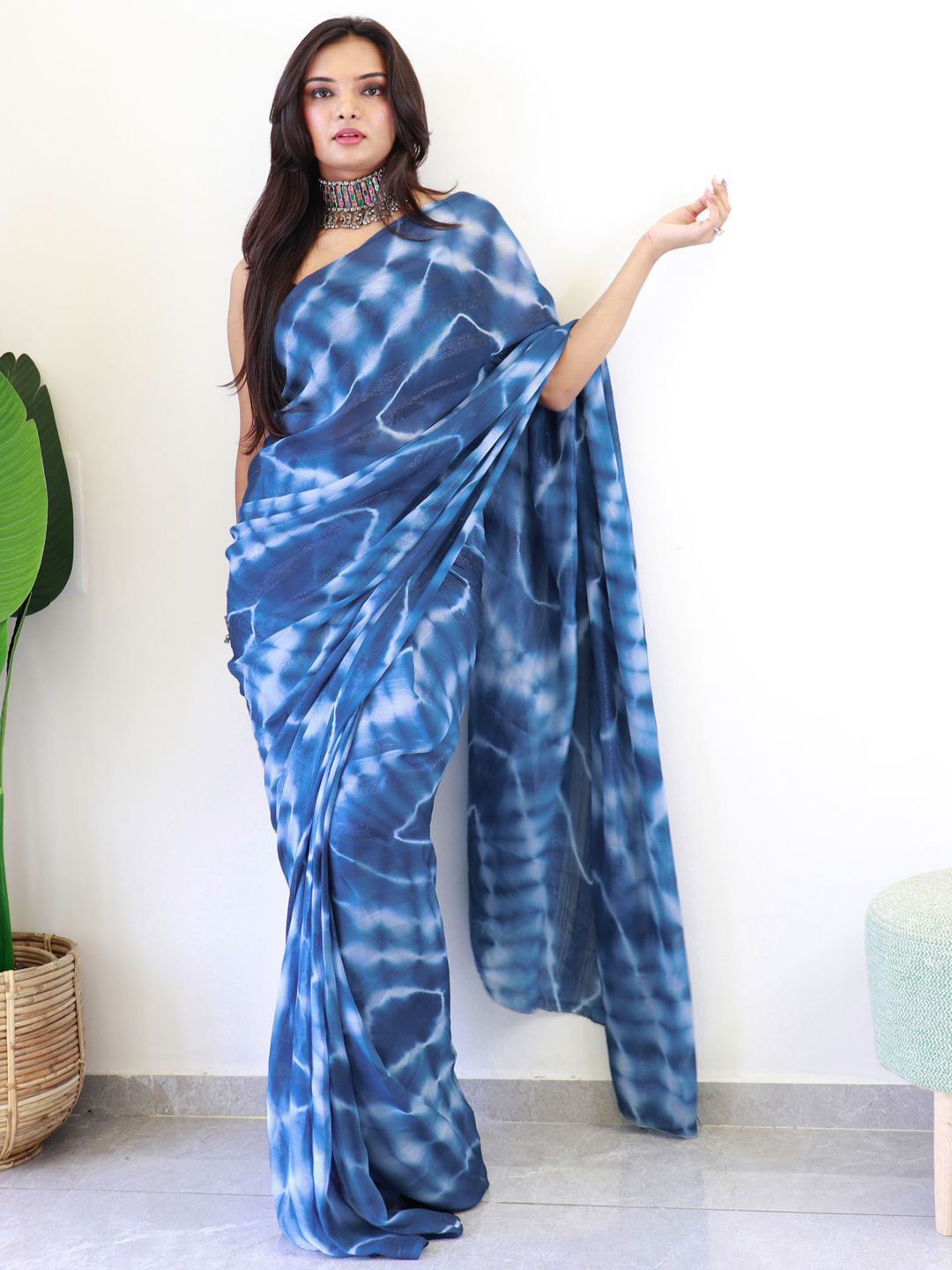 

Mitera Tie and Dye Ready to Wear Saree, Blue