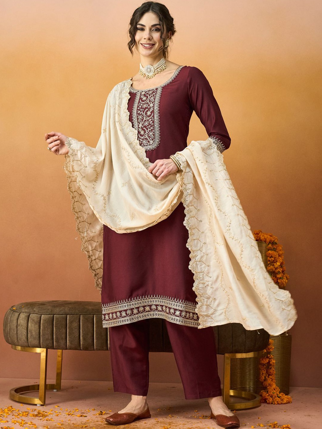 

J Turritopsis Floral Embroidered Sequinned Straight Kurta With Trousers & Dupatta, Maroon