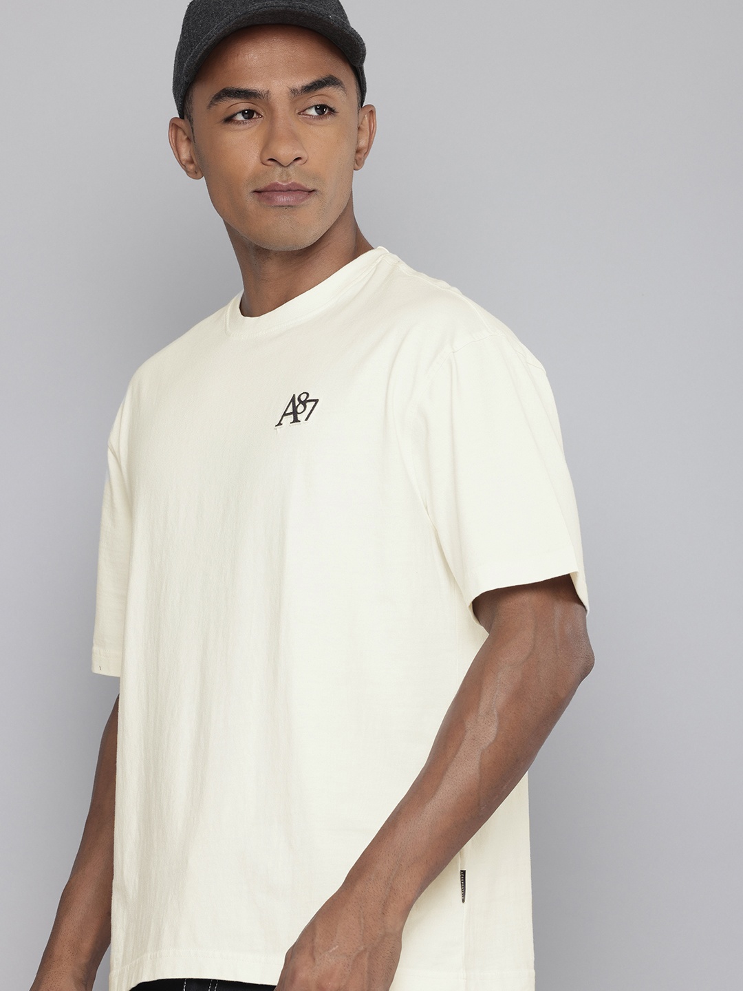 

Aeropostale Drop-Shoulder Sleeves Pure Cotton T-shirt, Off white