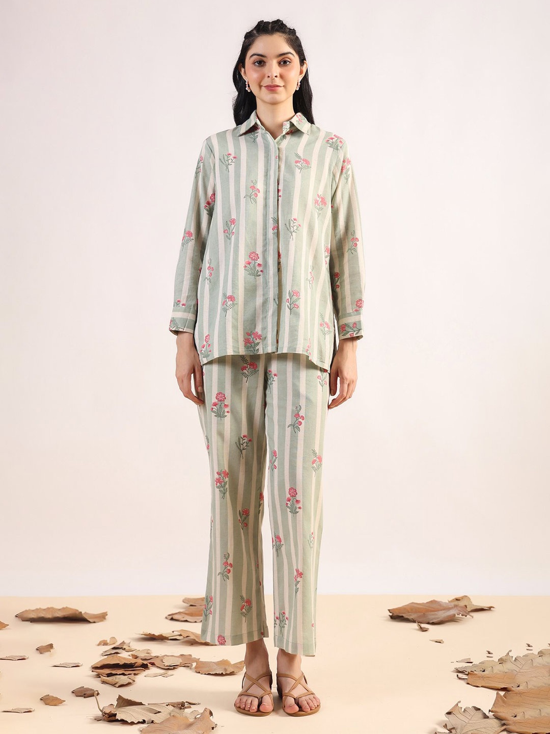 

JISORA Green Floral Printed Pure Cotton Shirt With Trousers