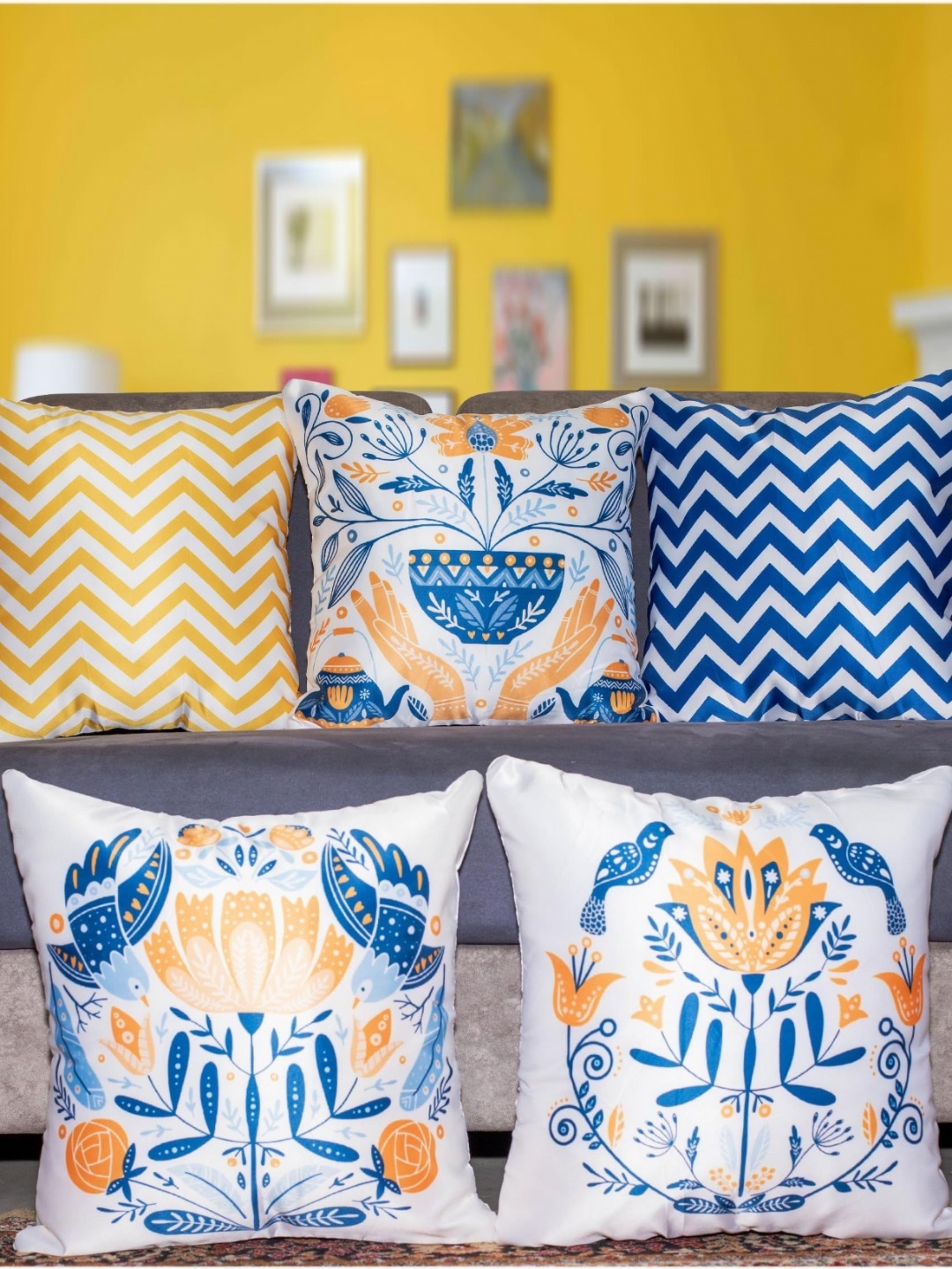 

Vendola Blue & White 5 Pieces Geometric Satin Square Cushion Covers