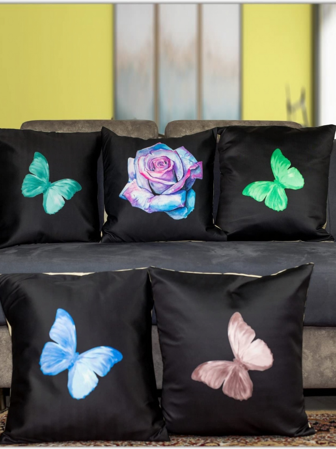 

Vendola Black & Green 5 Pieces Floral Satin Square Cushion Covers