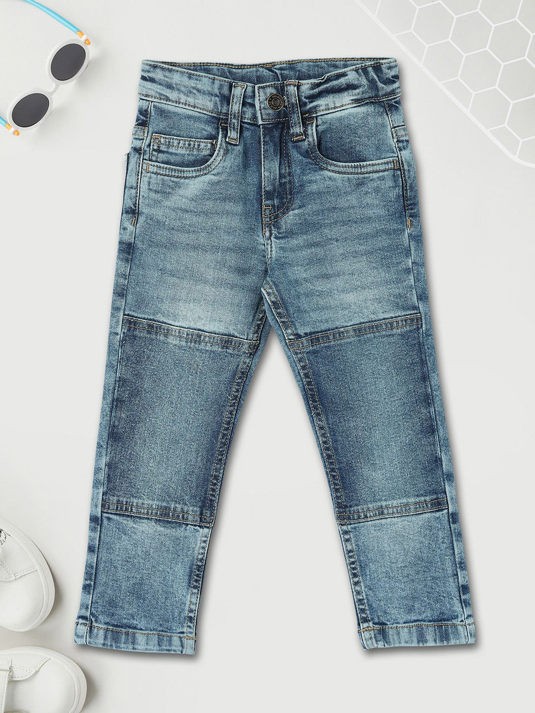 

max Boys Light Fade Jeans, Blue