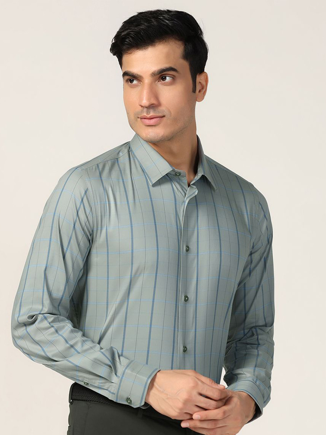

Blackberrys Men Slim Fit Opaque Striped Casual Shirt, Olive