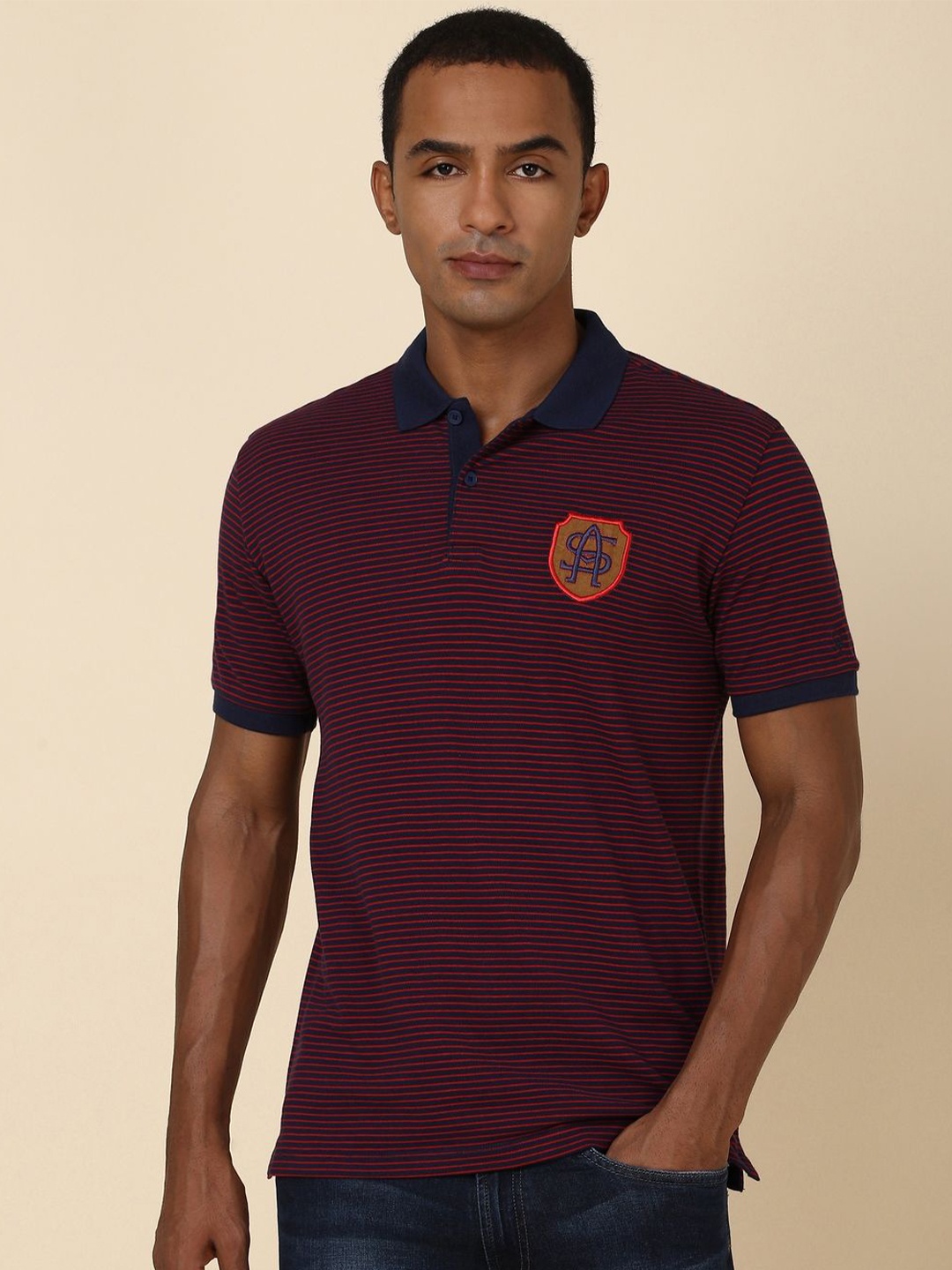 

Allen Solly Men Polo Collar Applique Cotton T-shirt, Maroon