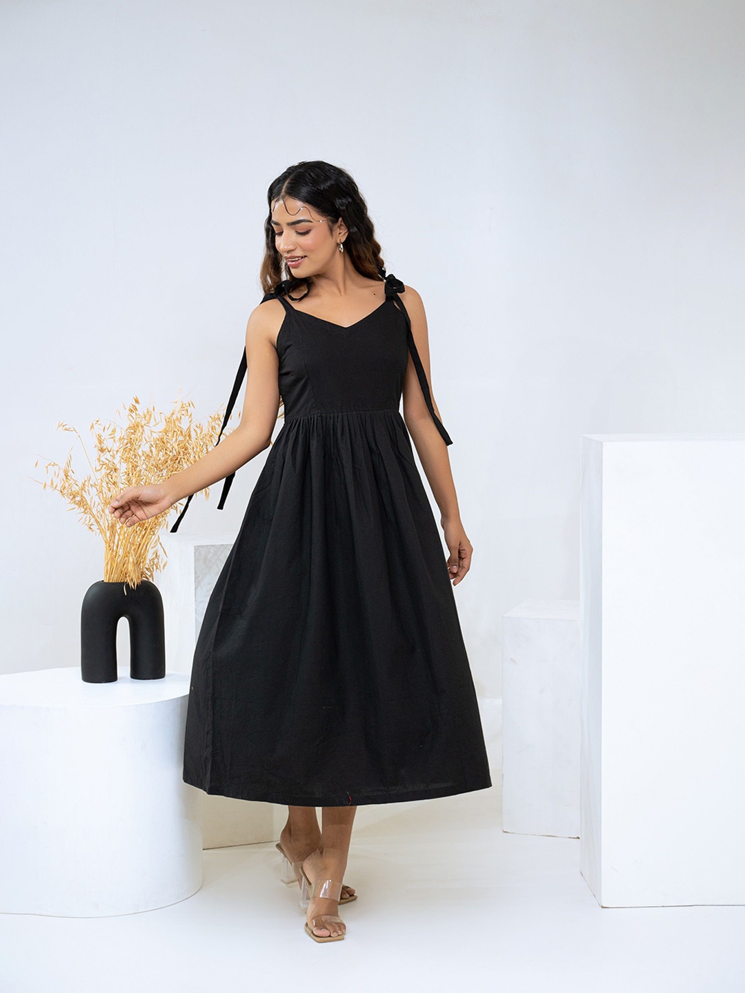 

SAADGEE Maxi Dress, Black