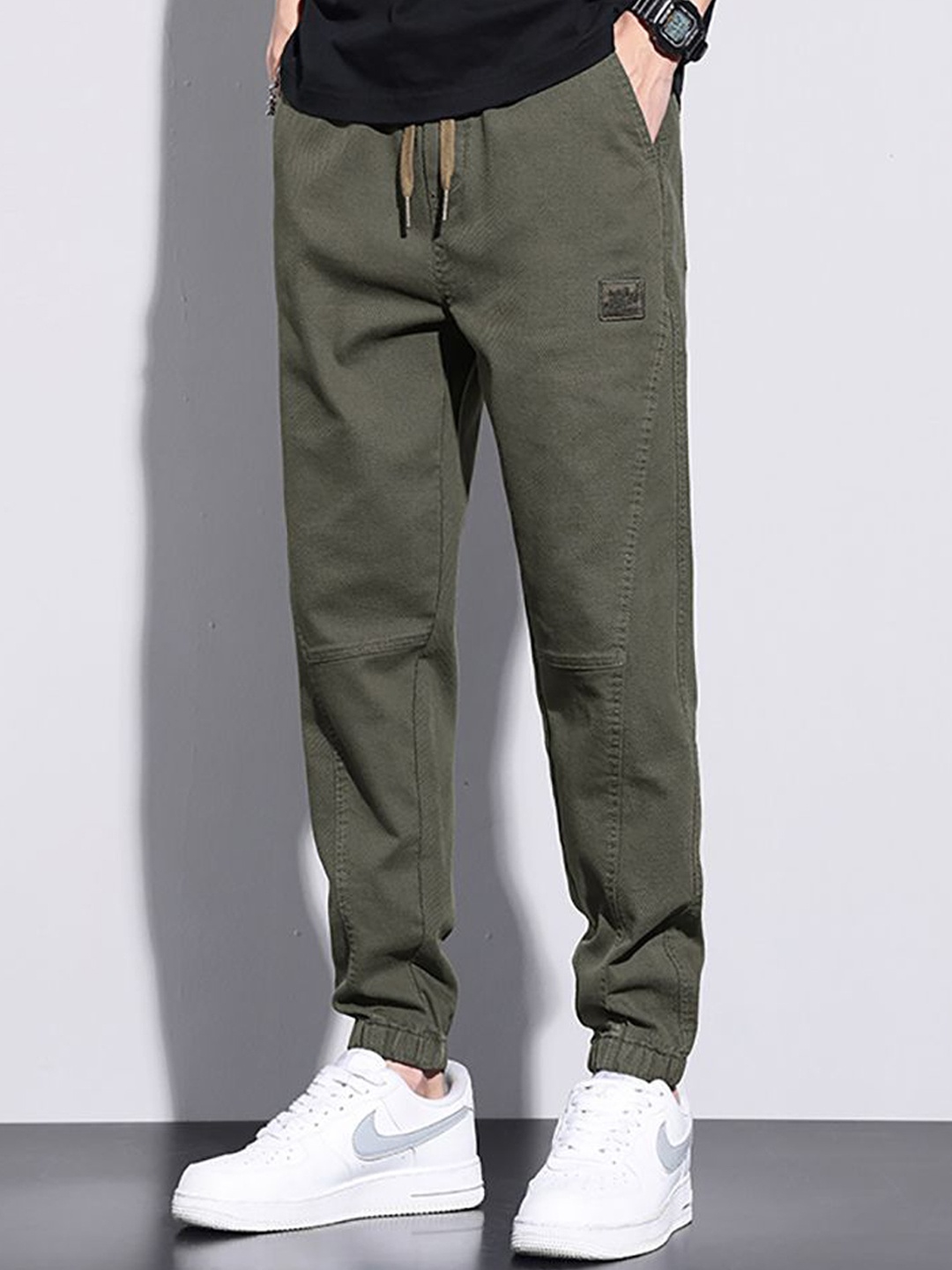

StyleCast x Revolte Men Pleated Cargos Trousers, Green