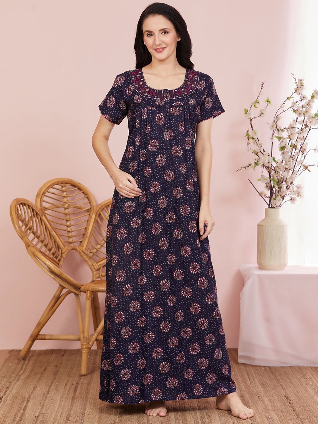 

Sand Dune Printed Maxi Nightdress, Navy blue