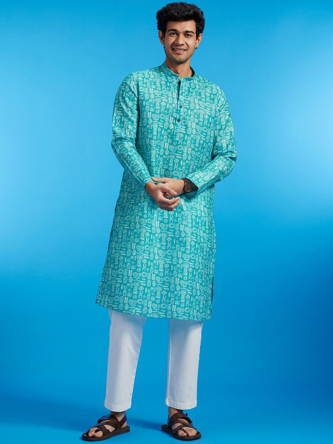 

Diwas by Manyavar Ethnic Motifs Printed Mandarin Collar Straight Kurta, Turquoise blue