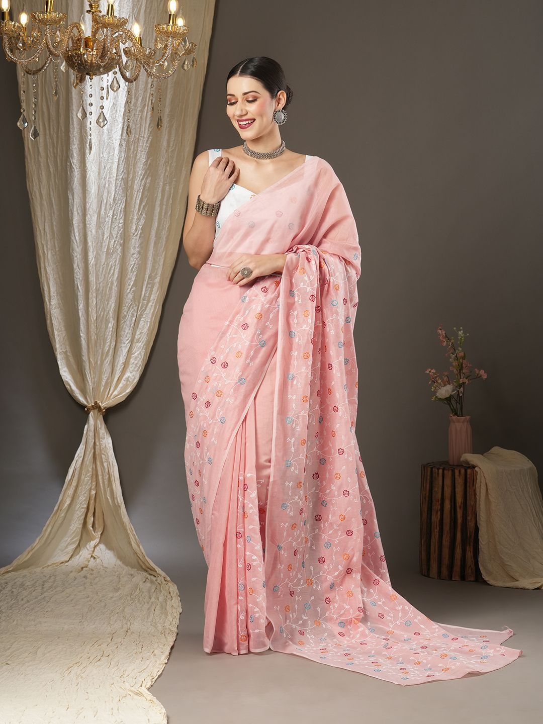

KALINI Floral Embroidered Jamdani Saree, Peach