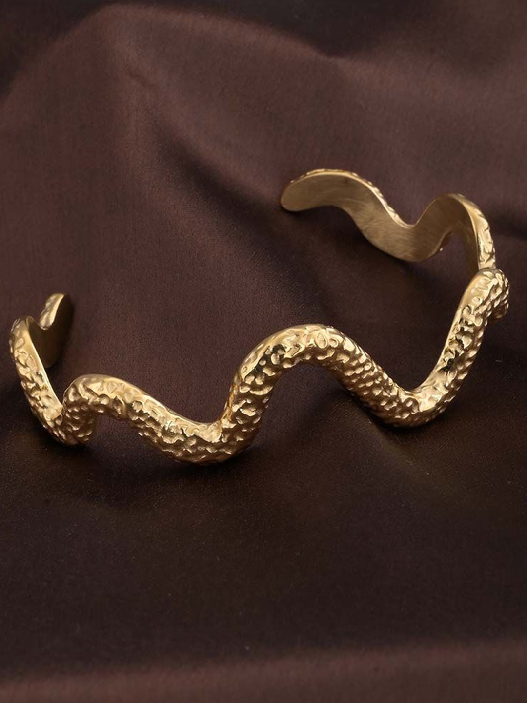 

PALMONAS Stainless Steel Gold-Plated Cuff Bracelet