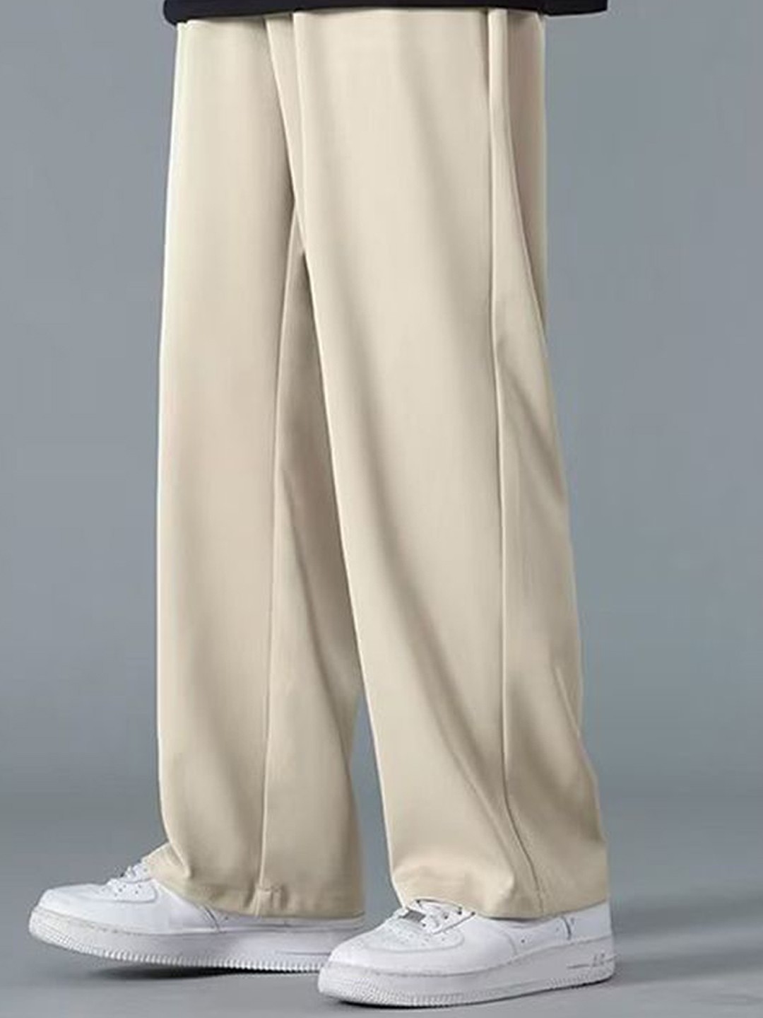 

StyleCast x Revolte Men Loose Fit Pleated Trousers, Khaki