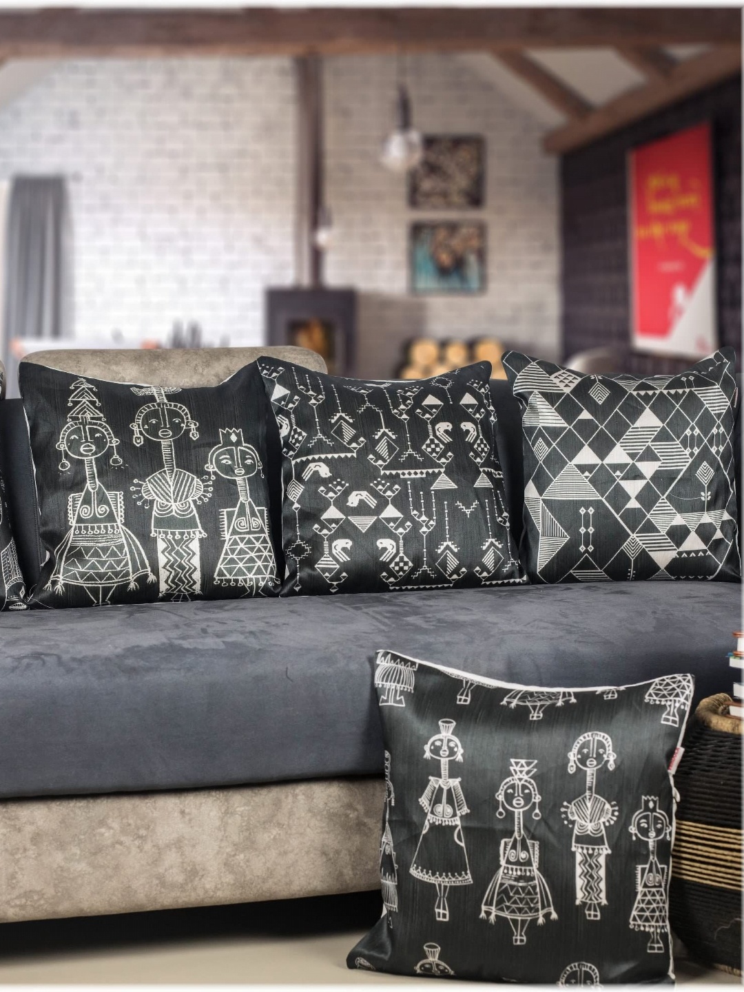 

Vendola Grey & Off White5 Pieces Ethnic Motifs Printed Square Cushion Covers