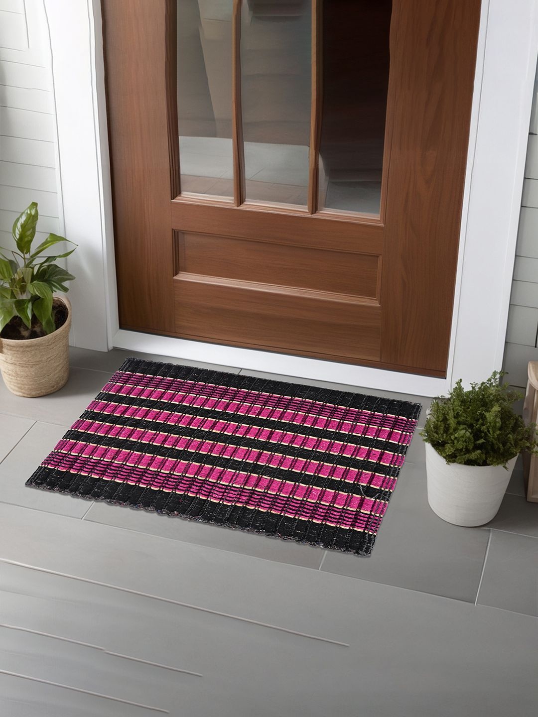 

Kuber Industries Pink & Black 6 Pieces Textured Cotton Anti-Slip Doormats