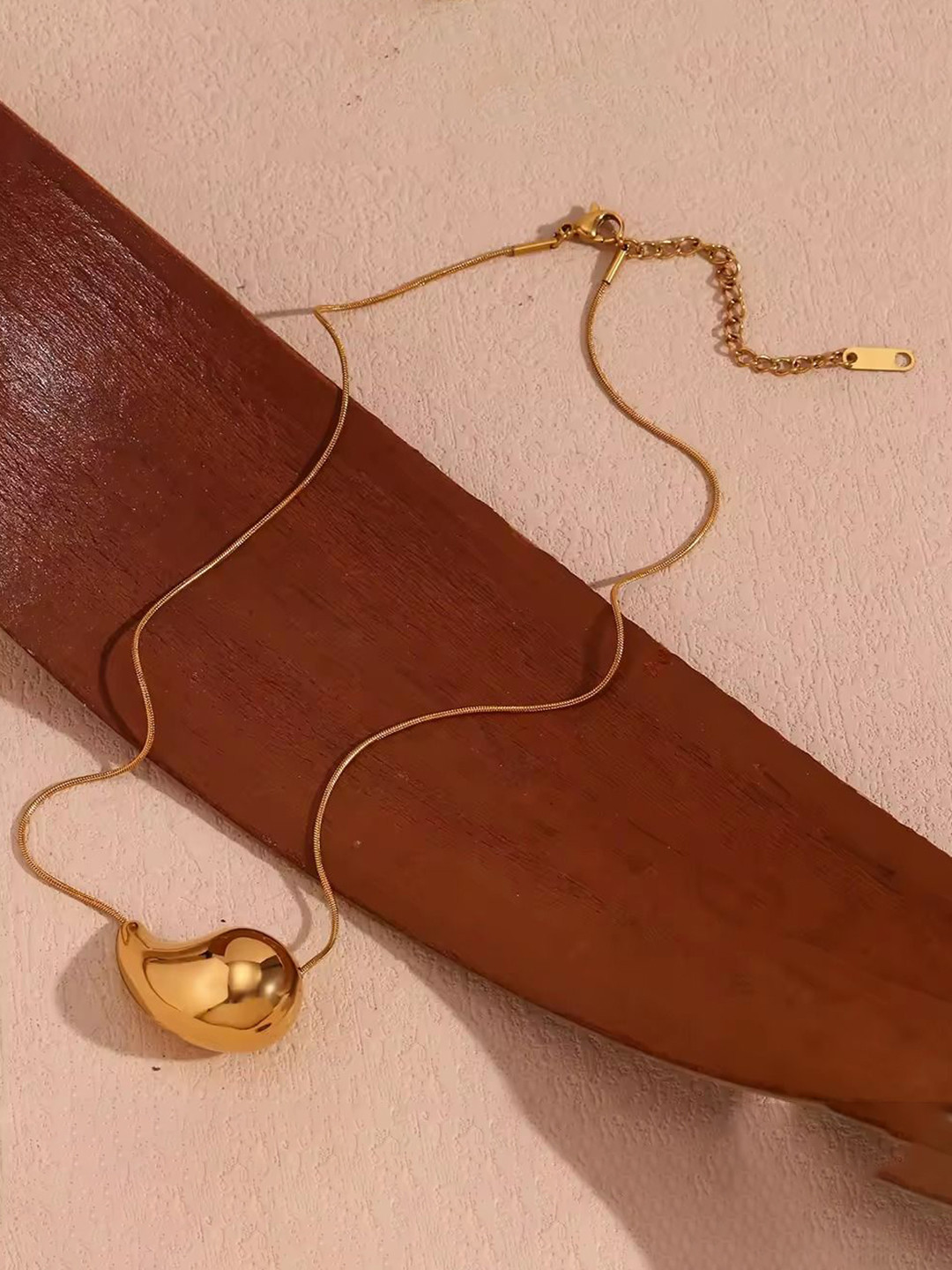 

DIVASTRI Gold-Plated Necklace