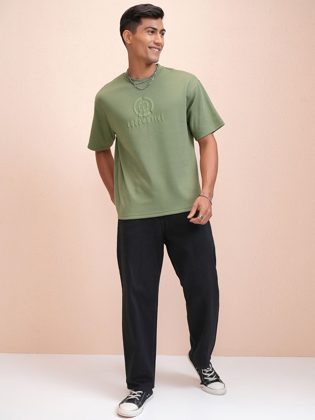 

LOCOMOTIVE Premium Mens Roun Neck Brand Logo Oversized Tshirt, Olive