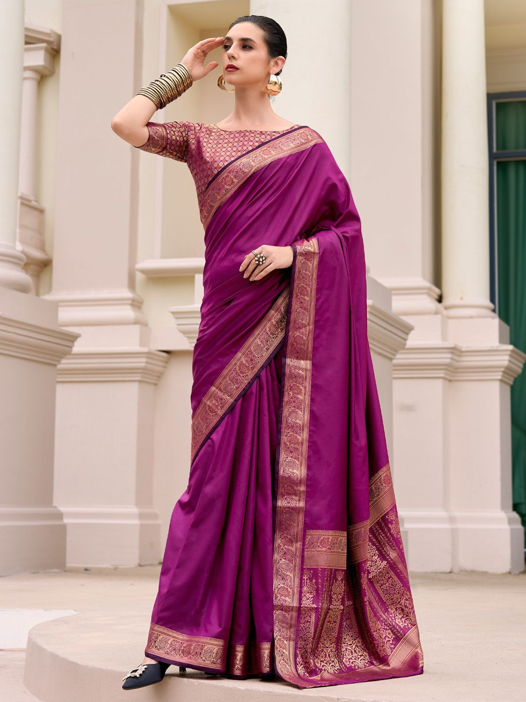 

Anouk Zari Silk Blend Banarasi Saree, Magenta