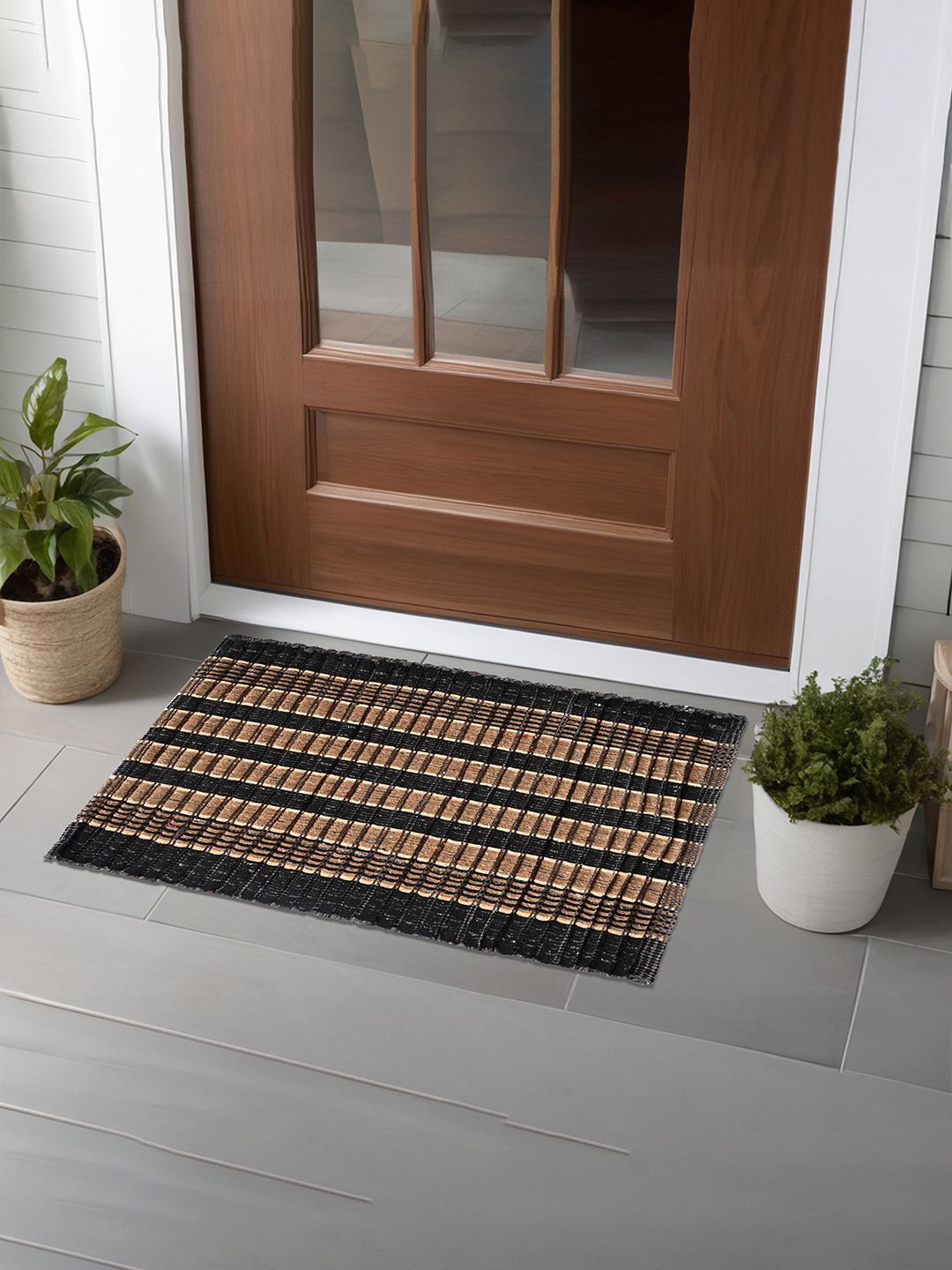 

Kuber Industries Brown & Black 3 Pieces Textured Cotton Anti-Slip Doormats