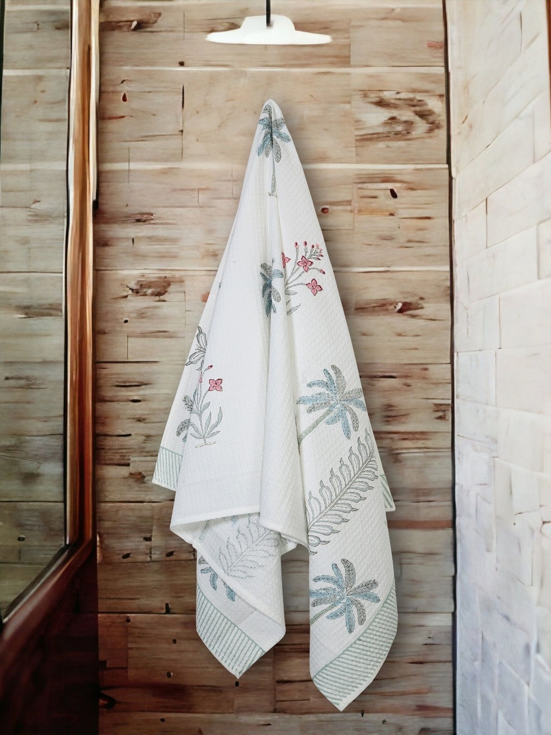 

Texstylers Grey & White Printed Pure Cotton 300 GSM Bath Towel