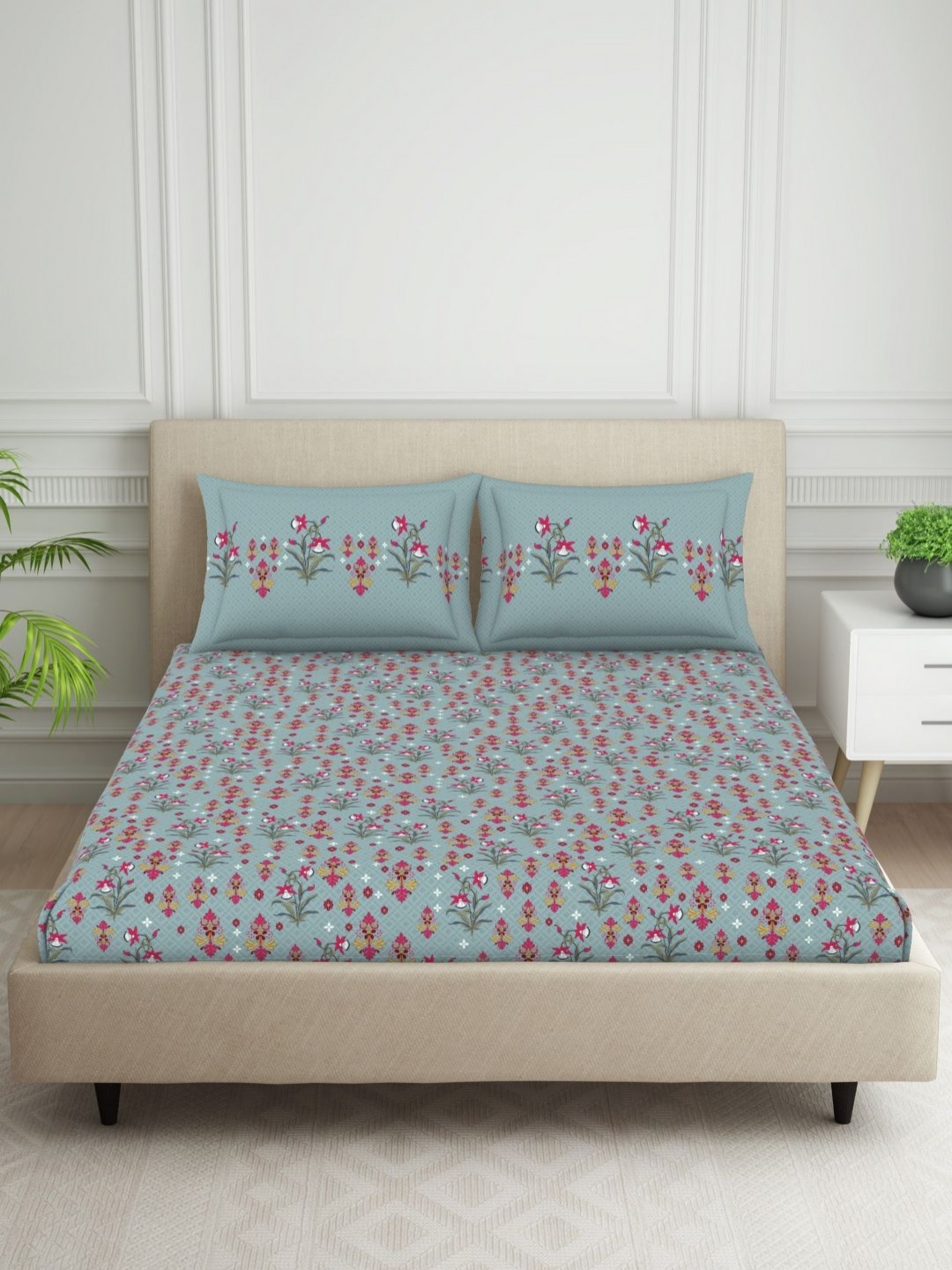 

SPACES Teal & Pink Floral Printed 132 TC Pure Cotton Queen Bedsheet With 2 Pillow Covers