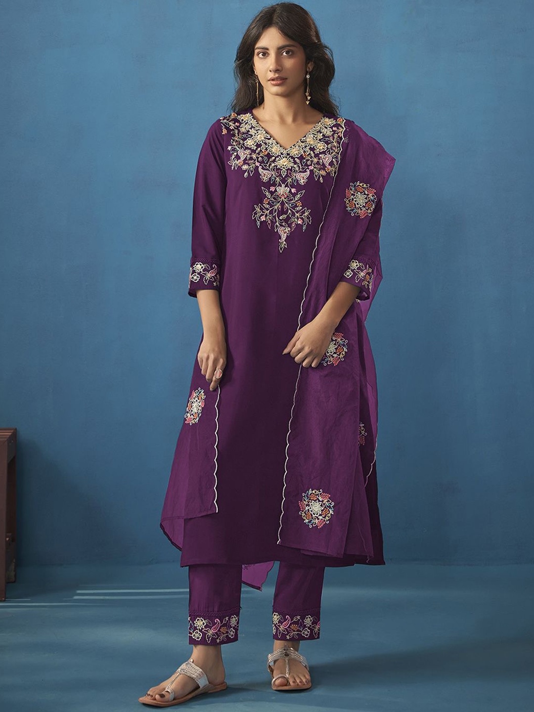 

Meena Bazaar Floral Embroidered Straight Kurta with Trousers & Dupatta, Purple