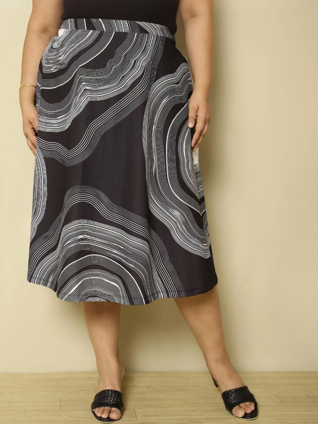 

Amydus Women Printed A-Line Midi Skirt, Grey