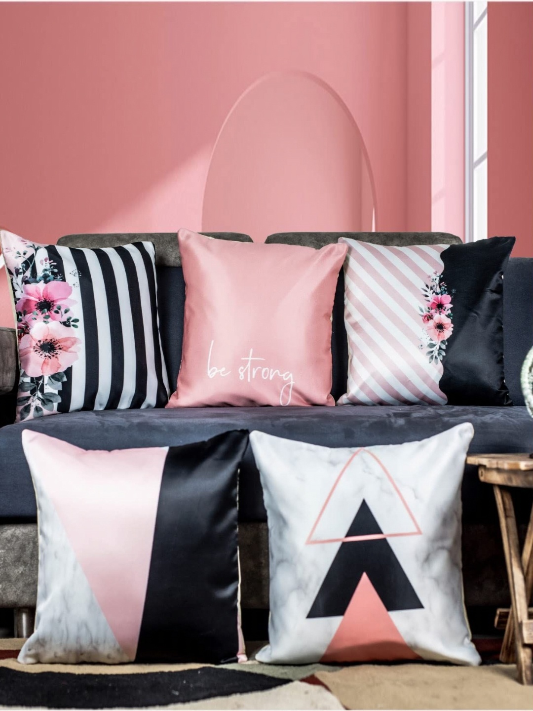 

Vendola White & Black 5 Pieces Geometric Printed Satin Square Cushion Covers