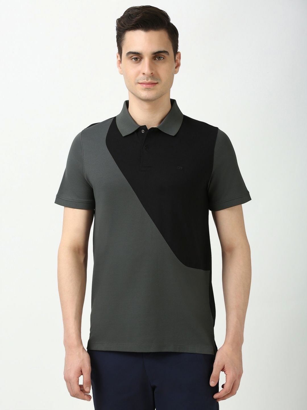 

Peter England Men Colourblocked Polo Collar Cotton T-shirt, Grey