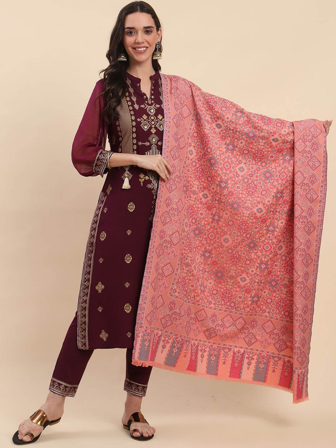 

La Vastraa Women Floral Printed Shawl, Peach