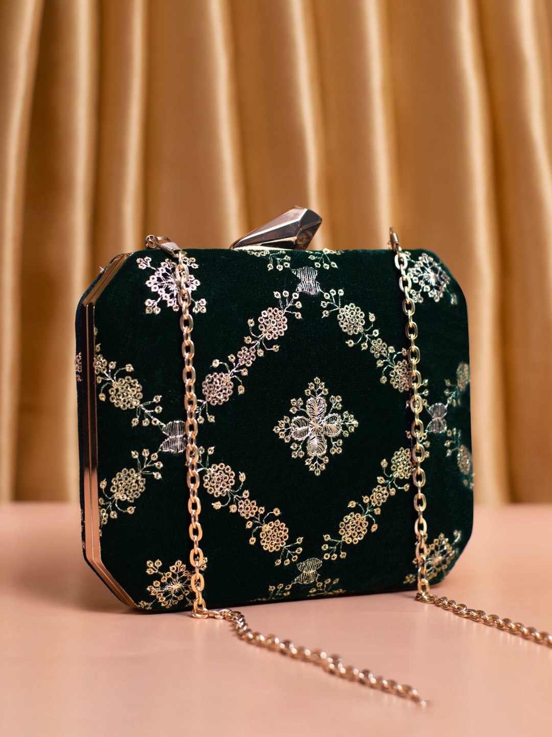 

ARTKLIM Embroidered Box Clutch, Green