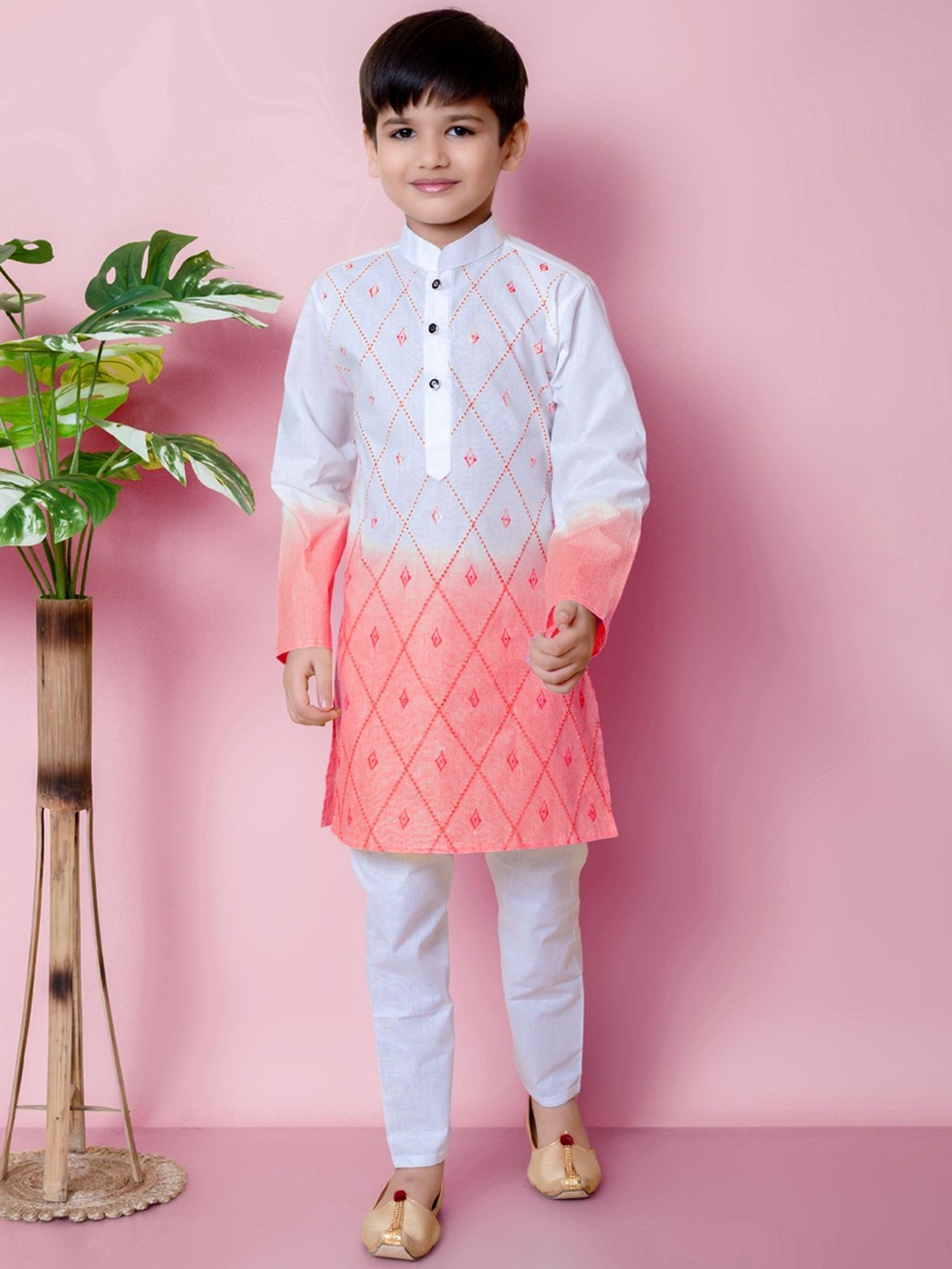 

BAESD Boys Embroidered Regular Kurta with Pyjamas, Orange